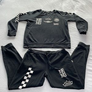 Vans “Off The Wall” 2 pc Black Sweatsuit size Medium